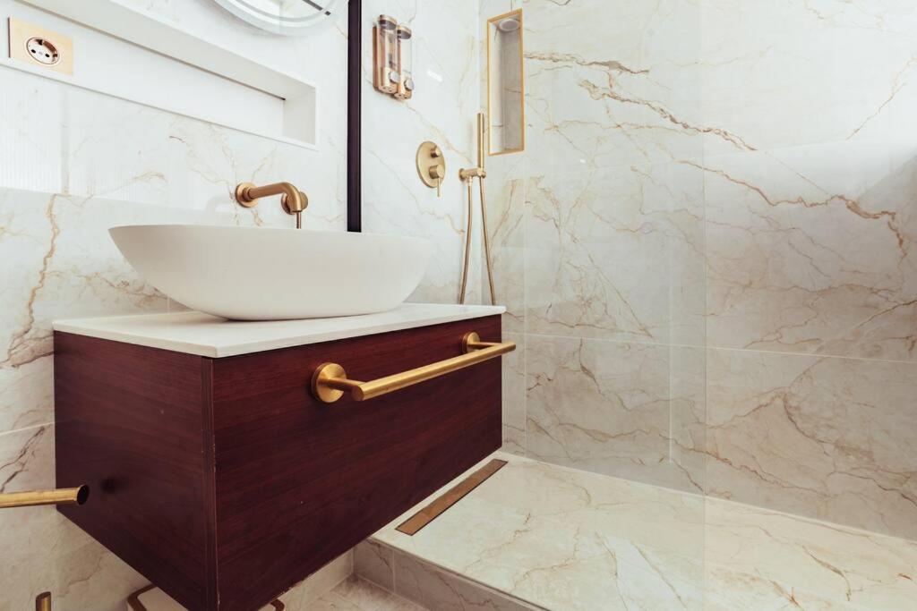 Luxueux Appartement Proche Disneyland Bussy-Saint-Georges Exteriör bild